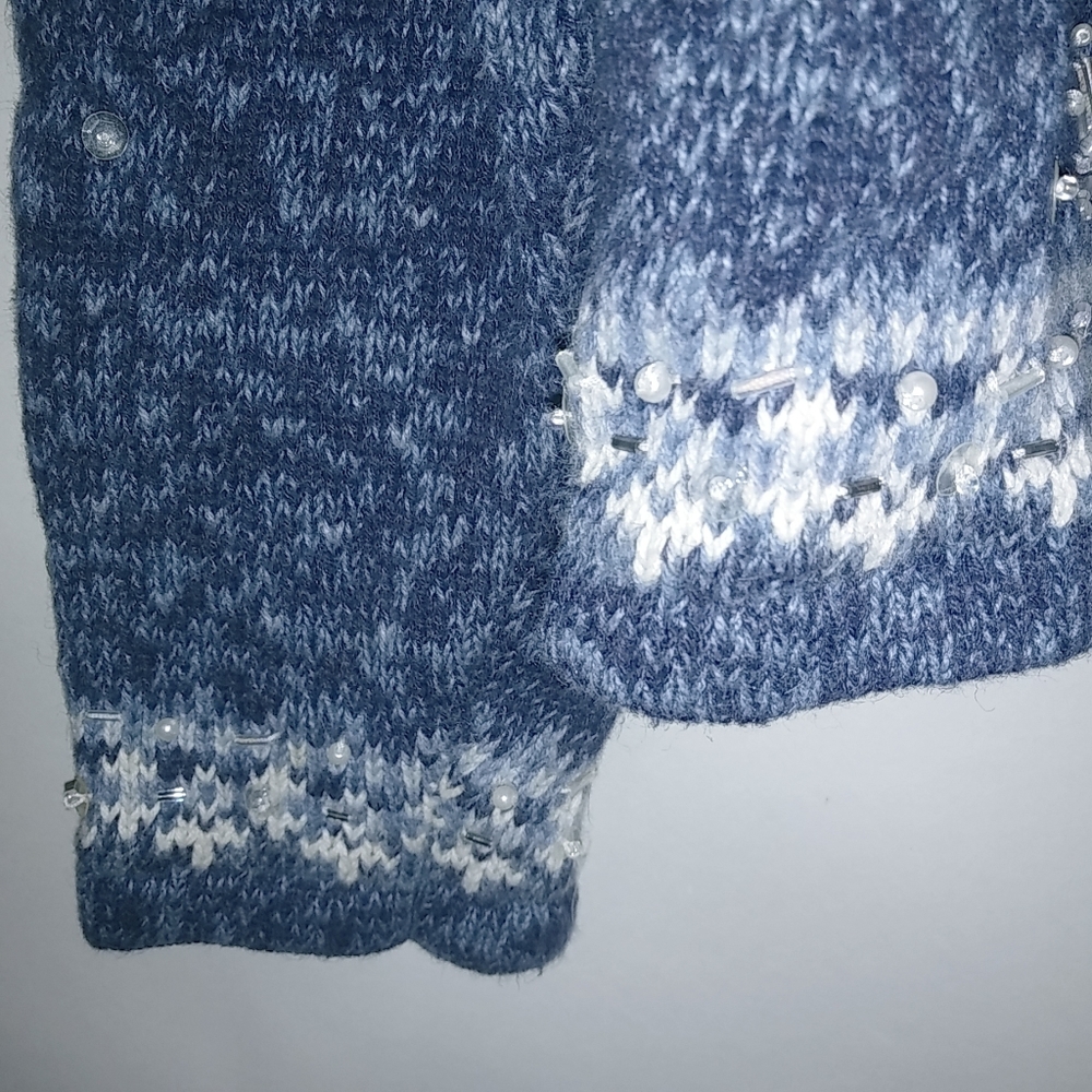 Heirloom Christmas XL Blue Snowflake Sweater Plus Petite - Picture 8 of 9